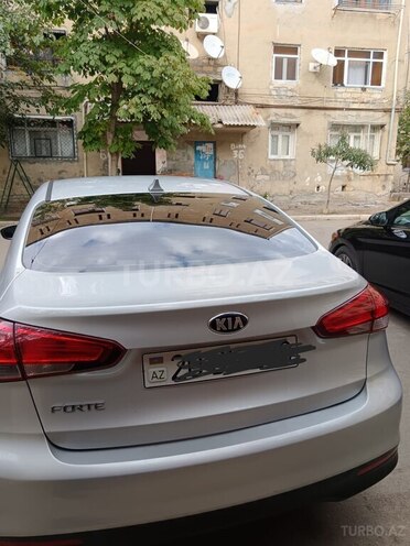 Kia Forte 2016, 250,000 km - 2.0 l - Gəncə