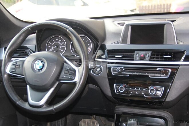 BMW X1 2015, 167,000 km - 2.0 l - Bakı