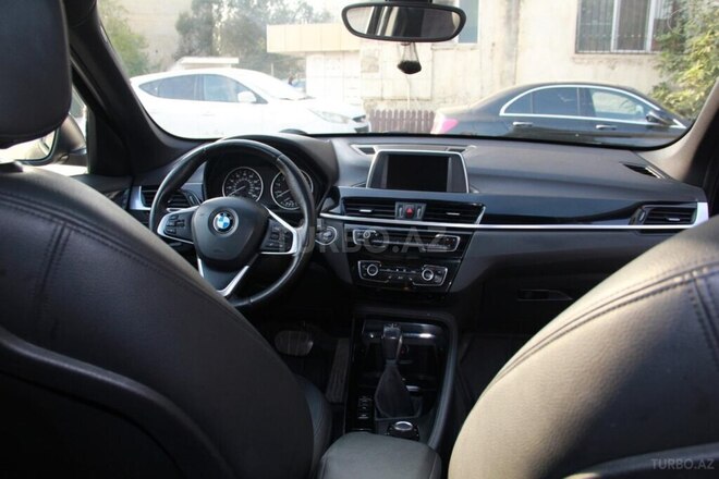 BMW X1 2015, 167,000 km - 2.0 l - Bakı