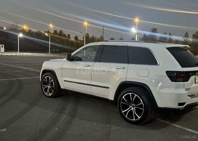Jeep Grand Cherokee 2011, 275,000 km - 3.6 л - Gəncə