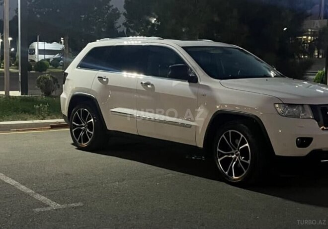 Jeep Grand Cherokee 2011, 275,000 km - 3.6 л - Gəncə