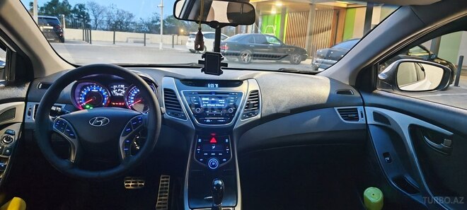 Hyundai Elantra 2014, 180,000 km - 1.8 l - Bakı