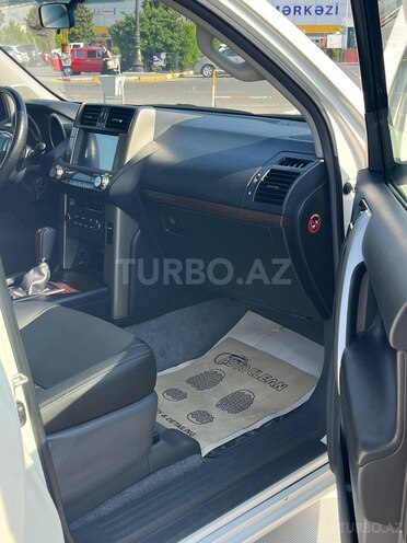 Toyota Land Cruiser Prado 2012, 178,000 km - 2.7 l - Babək