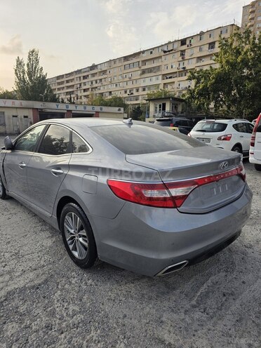 Hyundai Grandeur 2015, 165,400 km - 2.2 л - Bakı