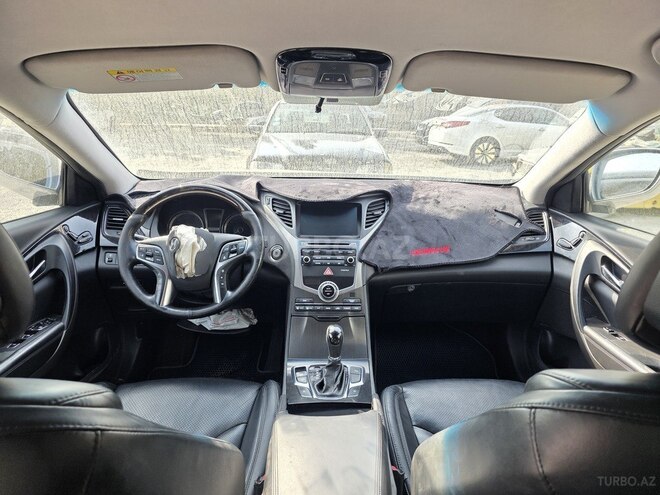Hyundai Grandeur 2015, 165,400 km - 2.2 л - Bakı