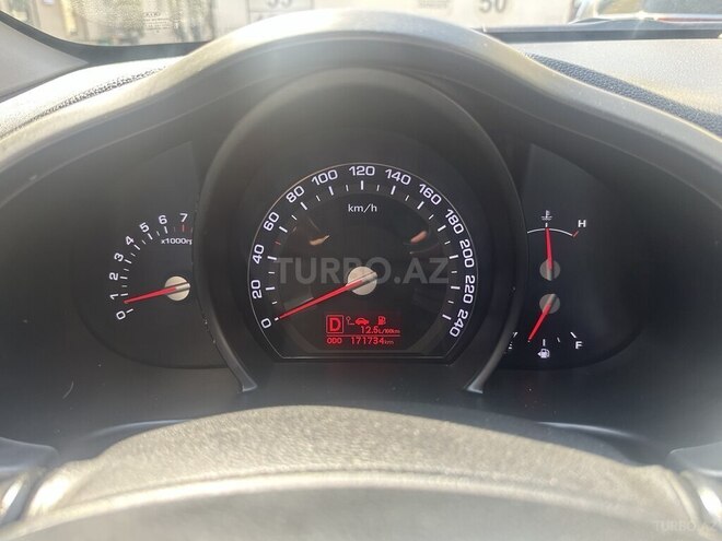 Kia Sportage 2010, 175,000 km - 2.0 l - Bakı