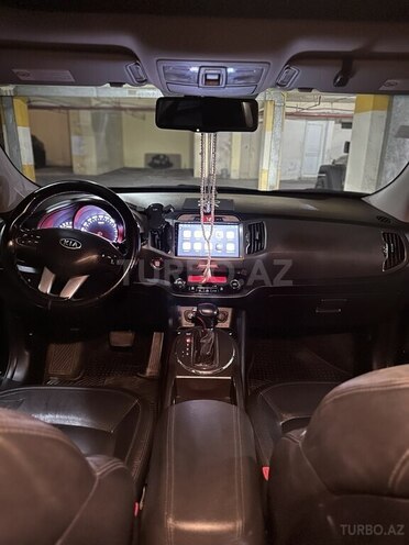 Kia Sportage 2010, 175,000 km - 2.0 l - Bakı