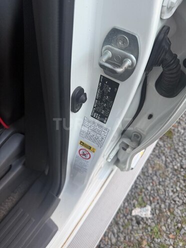 Toyota Land Cruiser Prado 2012, 209,000 km - 2.7 л - Qəbələ