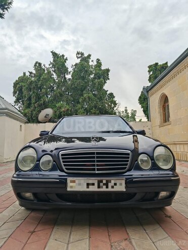 Mercedes E 270 2000, 425,000 km - 2.7 л - Bərdə