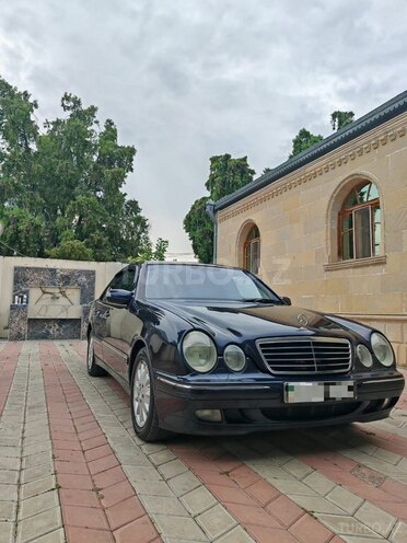 Mercedes E 270 2000, 425,000 km - 2.7 л - Bərdə