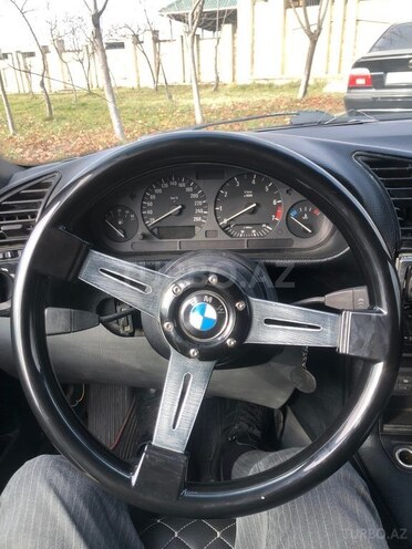 BMW 325 1992, 351,901 km - 2.5 l - Qəbələ
