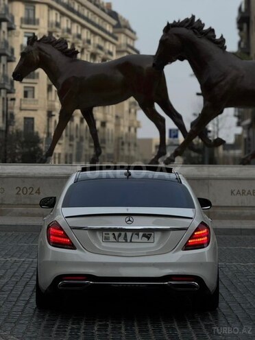 Mercedes S 560 4MATIC 2018, 119,000 km - 4.0 l - Bakı