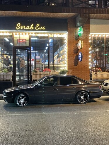 BMW 735 1996, 490,000 km - 3.5 l - Bakı