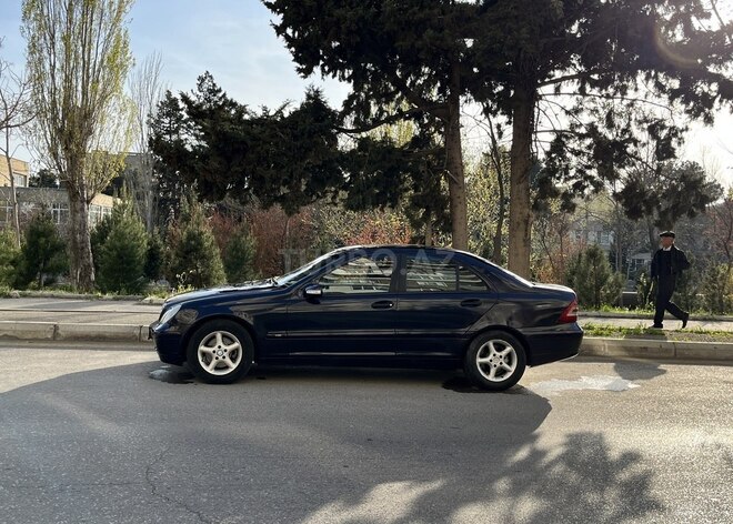 Mercedes C 200 2000, 387,000 km - 2.0 l - Bakı
