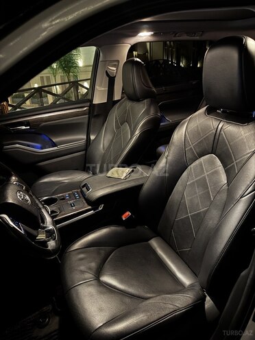 Toyota Highlander 2022, 103,000 km - 2.5 l - Bakı