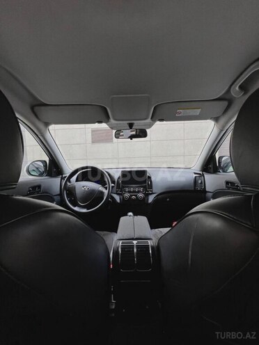 Hyundai i30 2011, 180,000 km - 1.4 л - Bakı