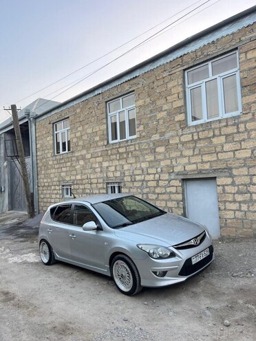 Hyundai i30 2011, 180,000 km - 1.4 л - Bakı