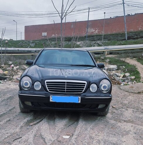 Mercedes E 270 2001, 350,000 km - 2.7 l - Bakı