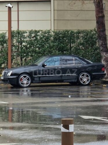 Mercedes E 270 2001, 350,000 km - 2.7 l - Bakı