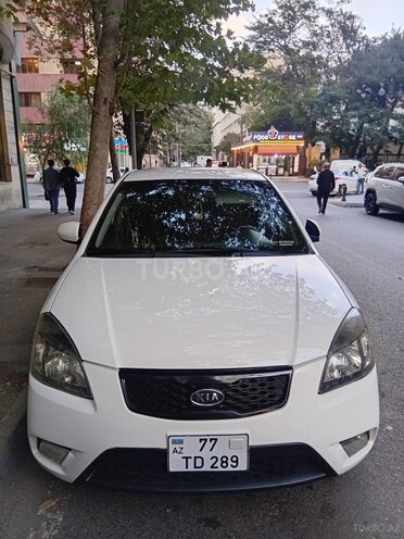 Kia Rio 2010, 296,000 km - 1.4 l - Bakı