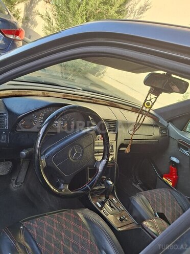 Mercedes C 220 1996, 440,000 km - 2.2 l - Bakı