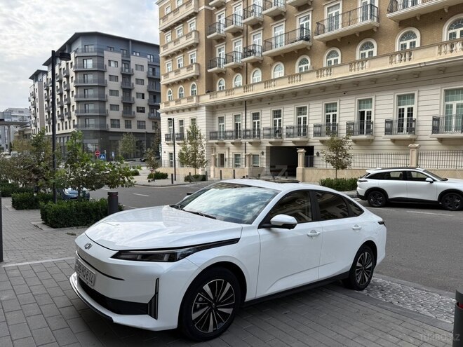 Changan Qiyuan A05 2025, 95,000 km - 1.5 л - Bakı