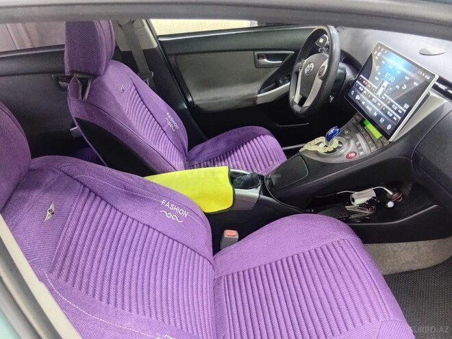 Toyota Prius 2015, 320,000 km - 1.8 л - Bakı