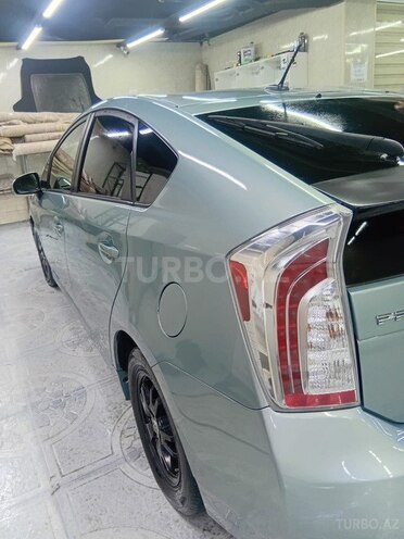 Toyota Prius 2015, 320,000 km - 1.8 л - Bakı