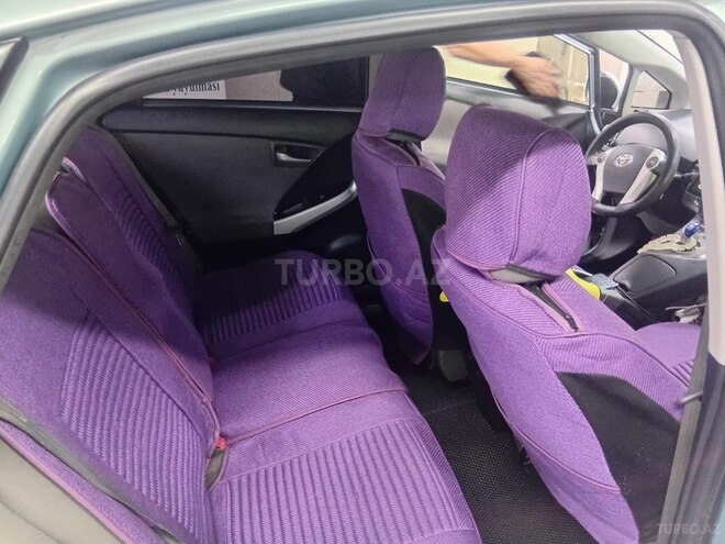 Toyota Prius 2015, 320,000 km - 1.8 л - Bakı