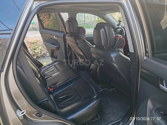 Kia Sorento 2010, 224,024 km - 2.0 l - Yevlax