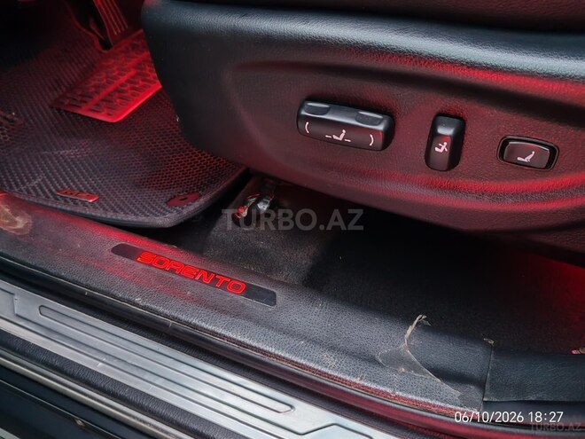 Kia Sorento 2010, 224,024 km - 2.0 l - Yevlax