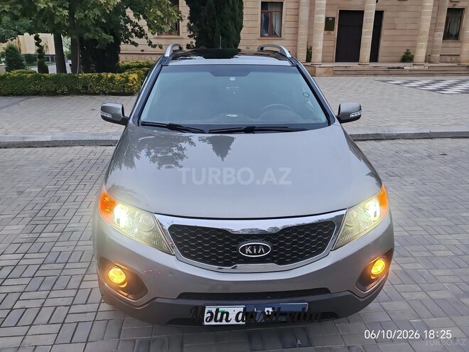 Kia Sorento 2010, 224,024 km - 2.0 l - Yevlax