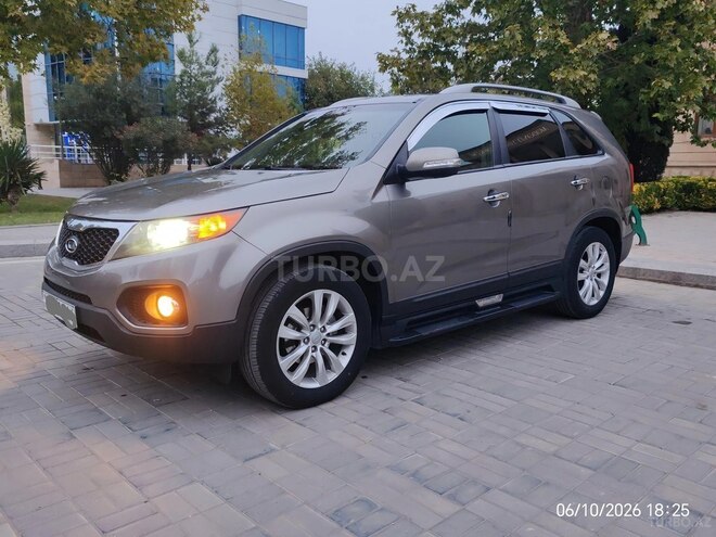 Kia Sorento 2010, 224,024 km - 2.0 l - Yevlax