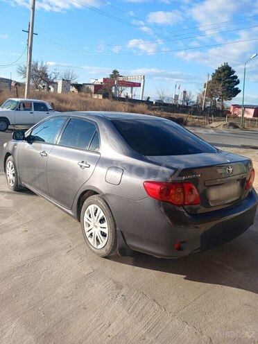 Toyota Corolla 2008, 251,000 km - 1.4 l - Qazax