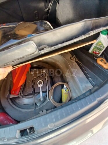 Toyota Corolla 2008, 251,000 km - 1.4 l - Qazax
