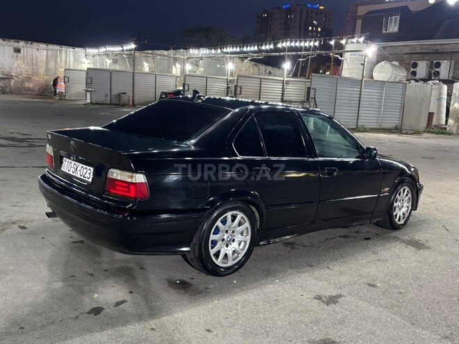 BMW 318 1993, 270,000 km - 1.8 л - Bakı