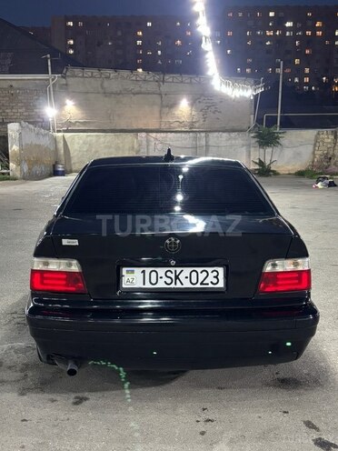 BMW 318 1993, 270,000 km - 1.8 л - Bakı