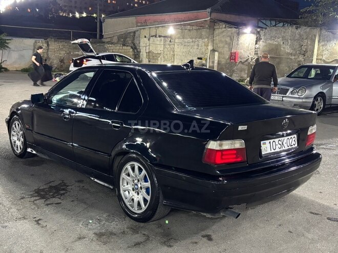 BMW 318 1993, 270,000 km - 1.8 л - Bakı