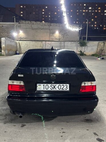 BMW 318 1993, 270,000 km - 1.8 л - Bakı