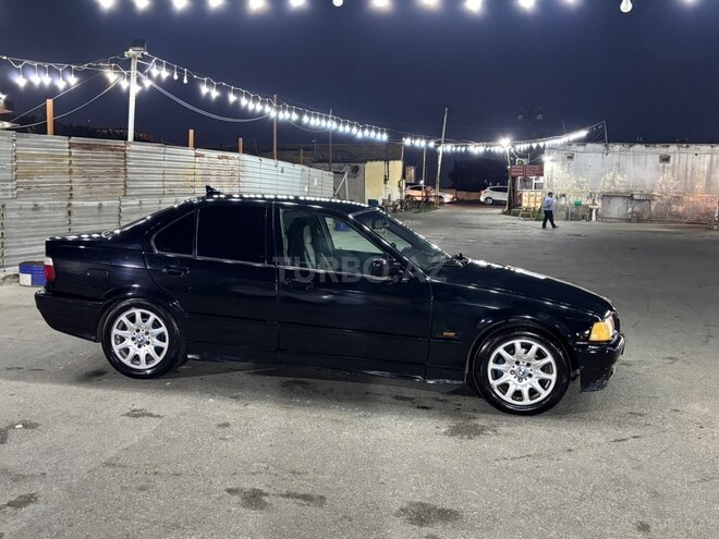 BMW 318 1993, 270,000 km - 1.8 л - Bakı