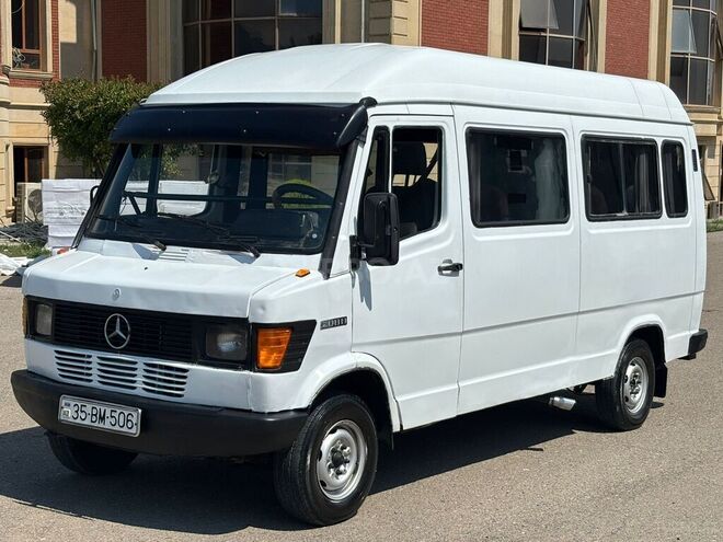 Mercedes 208 D 1993, 223,361 km - 2.3 l - Tovuz