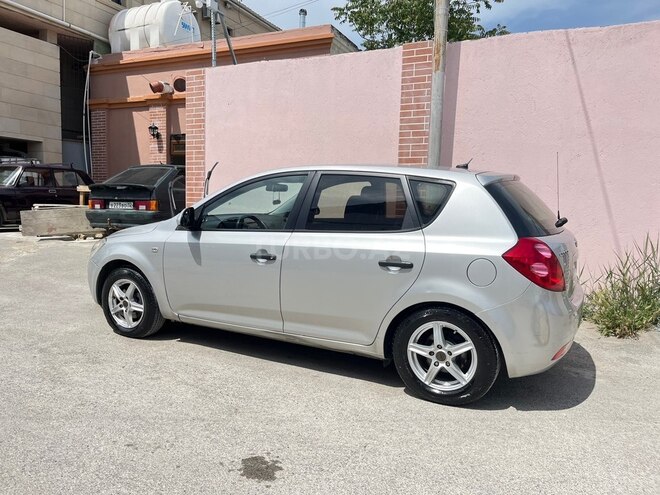Kia Ceed 2007, 366,000 km - 1.6 л - Bakı