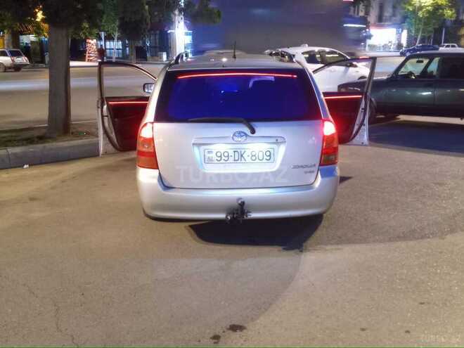 Toyota Corolla 2005, 500,000 km - 1.4 l - Gəncə