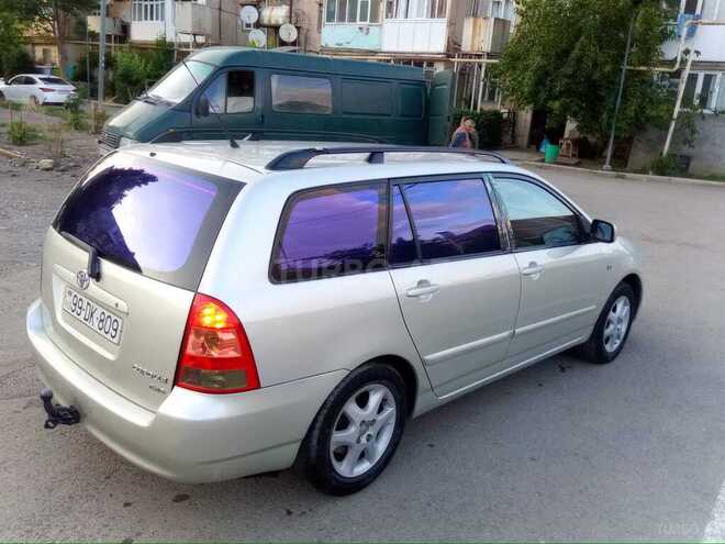 Toyota Corolla 2005, 500,000 km - 1.4 l - Gəncə