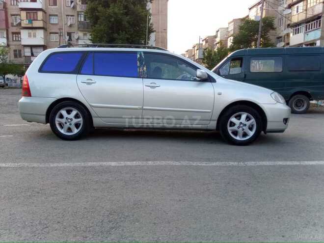 Toyota Corolla 2005, 500,000 km - 1.4 l - Gəncə