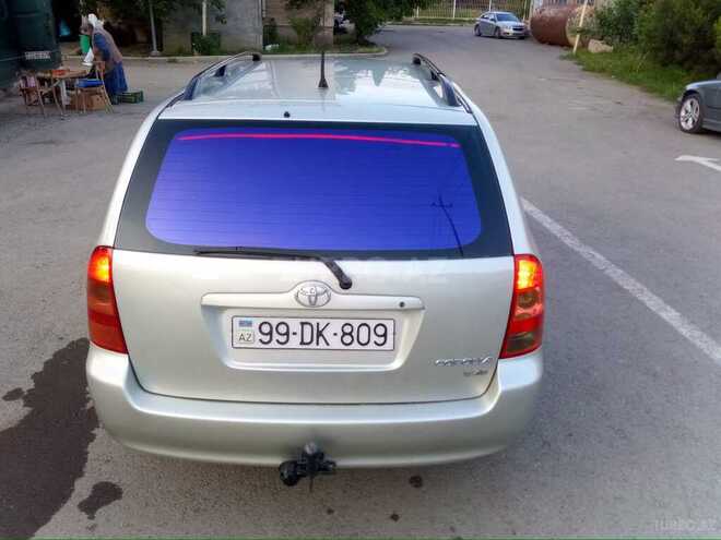 Toyota Corolla 2005, 500,000 km - 1.4 l - Gəncə