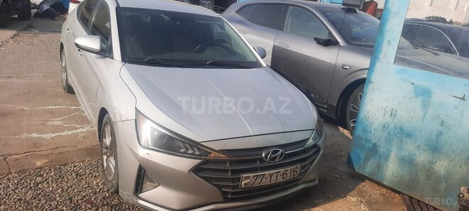 Hyundai Elantra 2019, 268,760 km - 2.0 l - Bakı