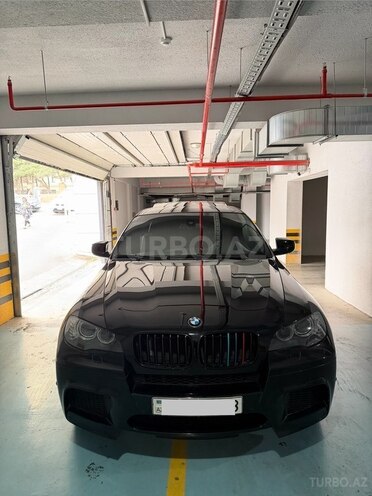 BMW X6 M 2011, 133,000 km - 4.4 л - Bakı