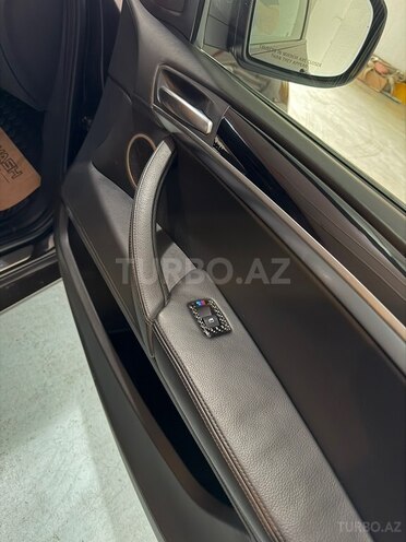 BMW X6 M 2011, 133,000 km - 4.4 л - Bakı