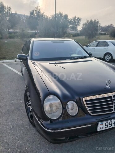 Mercedes E 240 2000, 350,000 km - 2.4 l - Bakı